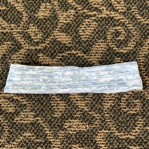 Lululemon Athletica Fly Away Tamer Headband